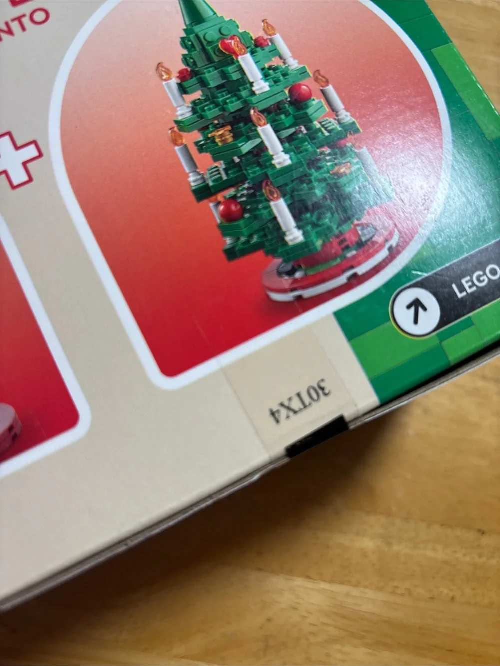 LEGO Green Christmas Tree Set #40573  784 PCS-  sealed